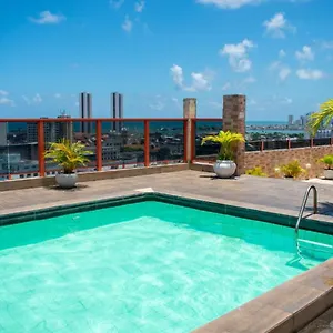 https://recife-plaza-hotel.portodegalinhashotels.com