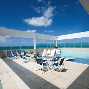 https://jangadeiro-hotel-recife.portodegalinhashotels.com